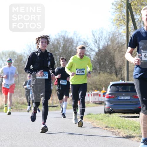 06.04.2025 - 44. Internationalen Wilhelmsburger Insellauf Jannik Wohlers http://msf.ph/oto/7623383 06.04.2025 10:27:57 Laufen 80, 5003, 4269, 31, 4321, 4025 meine-sportfotos.de