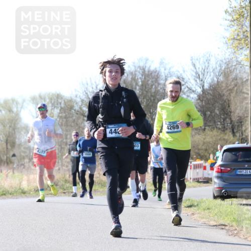 06.04.2025 - 44. Internationalen Wilhelmsburger Insellauf Jannik Wohlers http://msf.ph/oto/7623387 06.04.2025 10:27:57 Laufen 4387, 3866, 44, 03, 4269, 4321 meine-sportfotos.de