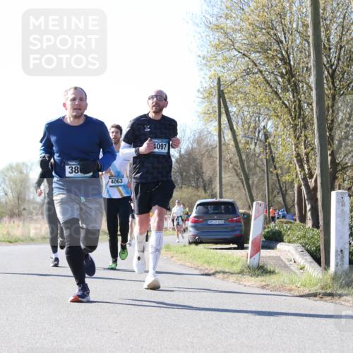 06.04.2025 - 44. Internationalen Wilhelmsburger Insellauf Jannik Wohlers http://msf.ph/oto/7623407 06.04.2025 10:28:06 Laufen 3123, 38, 8, 4063, 4097, 31, 4321 meine-sportfotos.de