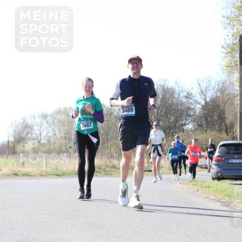 06.04.2025 - 44. Internationalen Wilhelmsburger Insellauf Jannik Wohlers http://msf.ph/oto/7623440 06.04.2025 10:28:14 Laufen 3687, 3489, 4321 meine-sportfotos.de