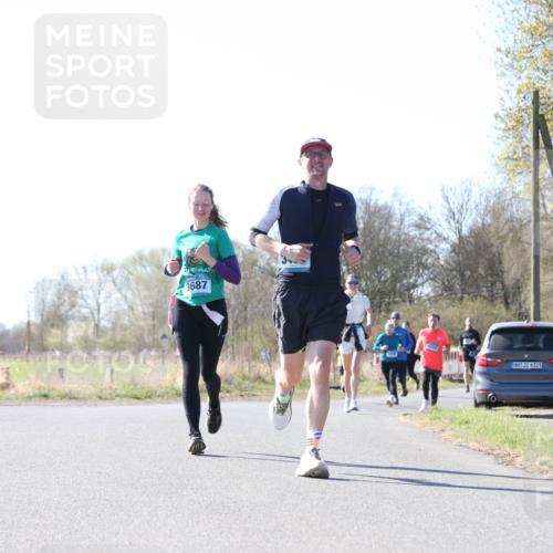 06.04.2025 - 44. Internationalen Wilhelmsburger Insellauf Jannik Wohlers http://msf.ph/oto/7623441 06.04.2025 10:28:14 Laufen 3687, 4352, 4321 meine-sportfotos.de