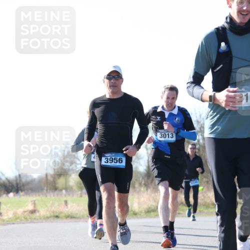 06.04.2025 - 44. Internationalen Wilhelmsburger Insellauf Jannik Wohlers http://msf.ph/oto/7623521 06.04.2025 10:28:49 Laufen 3956, 3013, 10, 893 meine-sportfotos.de