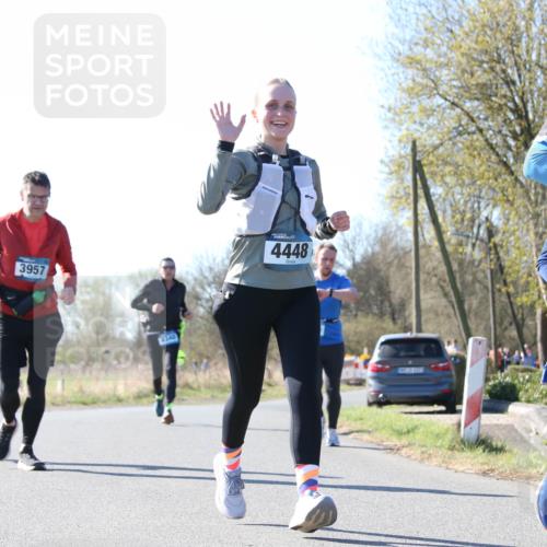 06.04.2025 - 44. Internationalen Wilhelmsburger Insellauf Jannik Wohlers http://msf.ph/oto/7623533 06.04.2025 10:28:52 Laufen 321, 3957, 2013, 4448 meine-sportfotos.de