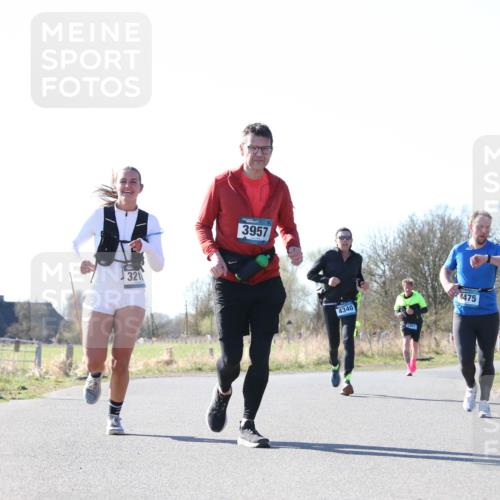 06.04.2025 - 44. Internationalen Wilhelmsburger Insellauf Jannik Wohlers http://msf.ph/oto/7623534 06.04.2025 10:28:53 Laufen 321, 3957, 4340, 407, 4475, 1, 432 meine-sportfotos.de