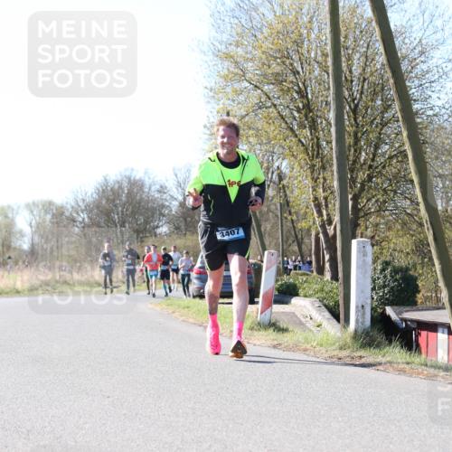06.04.2025 - 44. Internationalen Wilhelmsburger Insellauf Jannik Wohlers http://msf.ph/oto/7623551 06.04.2025 10:29:01 Laufen 3407 meine-sportfotos.de