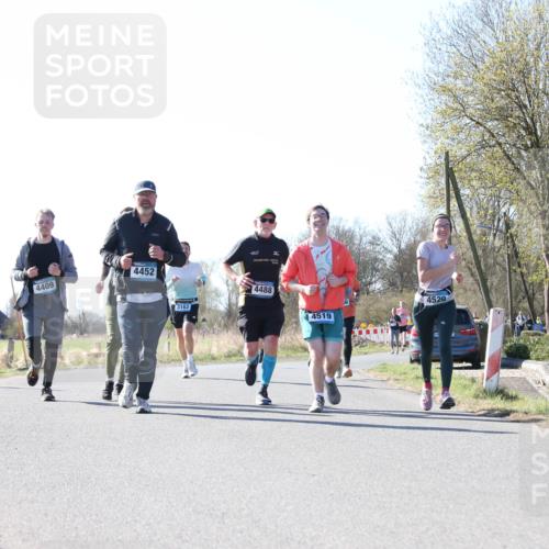 06.04.2025 - 44. Internationalen Wilhelmsburger Insellauf Jannik Wohlers http://msf.ph/oto/7623573 06.04.2025 10:29:13 Laufen 4409, 4452, 3162, 4488, 4519, 4520 meine-sportfotos.de