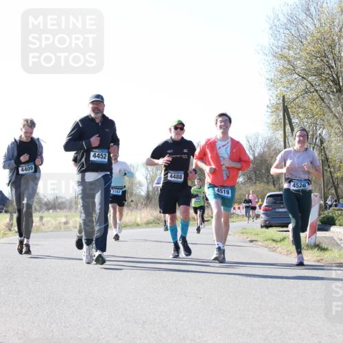 06.04.2025 - 44. Internationalen Wilhelmsburger Insellauf Jannik Wohlers http://msf.ph/oto/7623574 06.04.2025 10:29:14 Laufen 4409, 4452, 3162, 4488, 4519, 31, 432, 4520 meine-sportfotos.de