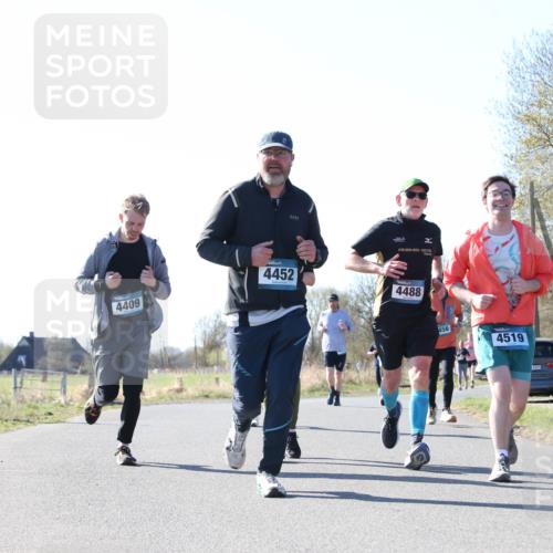 06.04.2025 - 44. Internationalen Wilhelmsburger Insellauf Jannik Wohlers http://msf.ph/oto/7623575 06.04.2025 10:29:15 Laufen 120, 4409, 4452, 4488, 456, 4520, 4519 meine-sportfotos.de