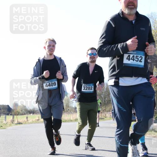 06.04.2025 - 44. Internationalen Wilhelmsburger Insellauf Jannik Wohlers http://msf.ph/oto/7623581 06.04.2025 10:29:16 Laufen 4409, 3202, 4452 meine-sportfotos.de
