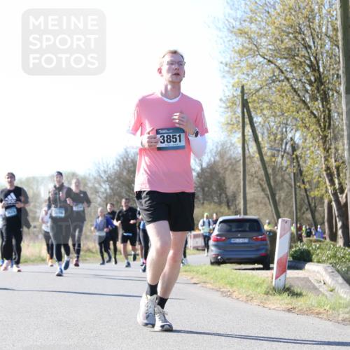 06.04.2025 - 44. Internationalen Wilhelmsburger Insellauf Jannik Wohlers http://msf.ph/oto/7623619 06.04.2025 10:29:31 Laufen 4585, 3851, 49, 1408, 31, 6923, 5163 meine-sportfotos.de