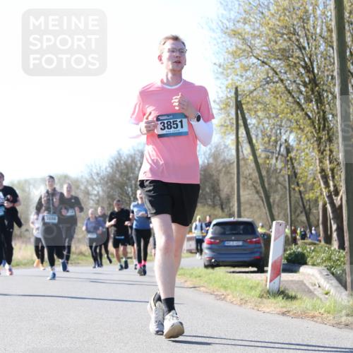 06.04.2025 - 44. Internationalen Wilhelmsburger Insellauf Jannik Wohlers http://msf.ph/oto/7623620 06.04.2025 10:29:31 Laufen 4585, 3851 meine-sportfotos.de