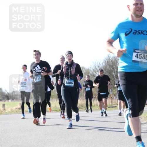 06.04.2025 - 44. Internationalen Wilhelmsburger Insellauf Jannik Wohlers http://msf.ph/oto/7623626 06.04.2025 10:29:34 Laufen 3736, 3625, 3886, 510, 374, 4585, 4321 meine-sportfotos.de