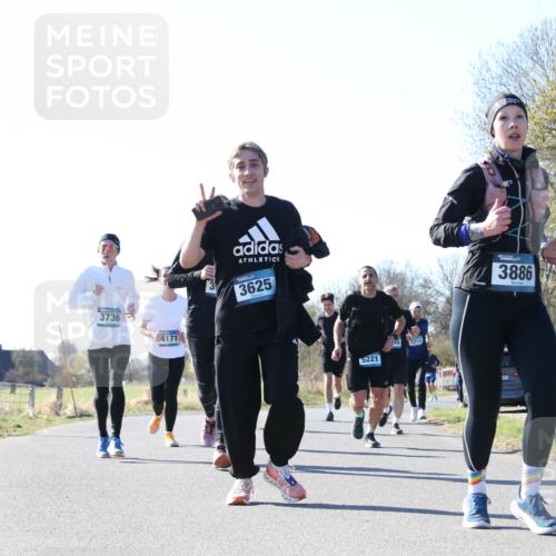 06.04.2025 - 44. Internationalen Wilhelmsburger Insellauf Jannik Wohlers http://msf.ph/oto/7623634 06.04.2025 10:29:37 Laufen 3736, 4171, 3625, 5221, 3313, 3886, 212 meine-sportfotos.de