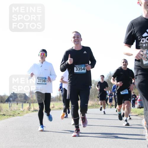 06.04.2025 - 44. Internationalen Wilhelmsburger Insellauf Jannik Wohlers http://msf.ph/oto/7623645 06.04.2025 10:29:39 Laufen 3736, 3354, 5221, 3625 meine-sportfotos.de