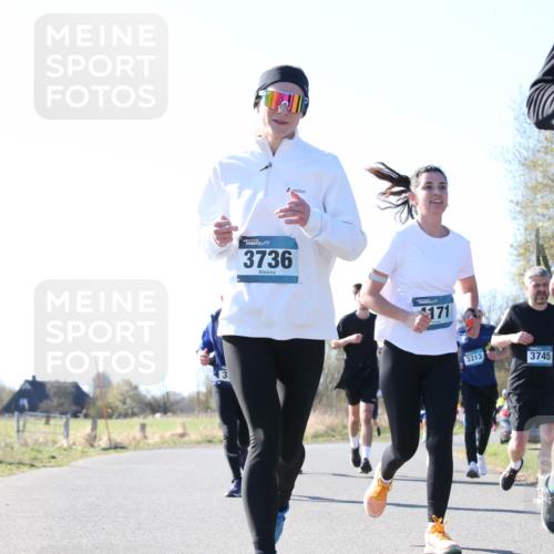 06.04.2025 - 44. Internationalen Wilhelmsburger Insellauf Jannik Wohlers http://msf.ph/oto/7623650 06.04.2025 10:29:40 Laufen 3736, 171, 3313, 3745, 3 meine-sportfotos.de