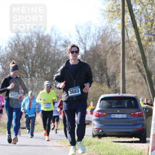 06.04.2025 - 44. Internationalen Wilhelmsburger Insellauf Jannik Wohlers http://msf.ph/oto/7623663 06.04.2025 10:29:47 Laufen 3923, 3973, 3683, 4321 meine-sportfotos.de