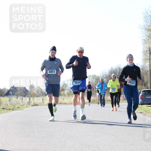 06.04.2025 - 44. Internationalen Wilhelmsburger Insellauf Jannik Wohlers http://msf.ph/oto/7623673 06.04.2025 10:29:52 Laufen 4051, 3644, 3937, 4334, 3973, 3923, 31, 4321 meine-sportfotos.de
