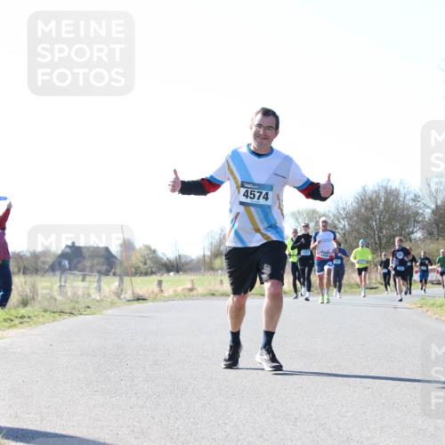 06.04.2025 - 44. Internationalen Wilhelmsburger Insellauf Jannik Wohlers http://msf.ph/oto/7623710 06.04.2025 10:30:02 Laufen 4574, 4466 meine-sportfotos.de