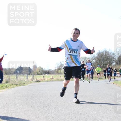06.04.2025 - 44. Internationalen Wilhelmsburger Insellauf Jannik Wohlers http://msf.ph/oto/7623711 06.04.2025 10:30:02 Laufen 4574, 4466 meine-sportfotos.de