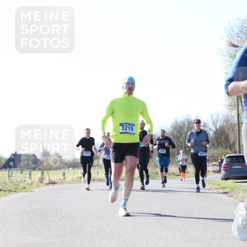 06.04.2025 - 44. Internationalen Wilhelmsburger Insellauf Jannik Wohlers http://msf.ph/oto/7623733 06.04.2025 10:30:13 Laufen 3151, 3215, 812, 3072, 5041, 3950 meine-sportfotos.de
