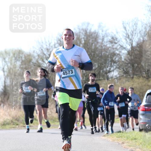 06.04.2025 - 44. Internationalen Wilhelmsburger Insellauf Jannik Wohlers http://msf.ph/oto/7623769 06.04.2025 10:30:26 Laufen 3065, 3593, 4276, 4573, 5182, 6431, 4321 meine-sportfotos.de
