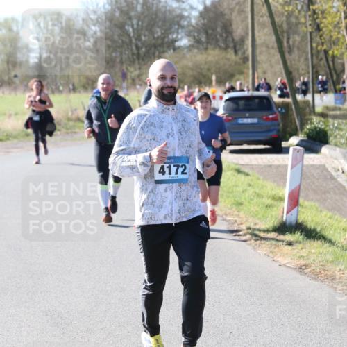 06.04.2025 - 44. Internationalen Wilhelmsburger Insellauf Jannik Wohlers http://msf.ph/oto/7623815 06.04.2025 10:30:51 Laufen 4172 meine-sportfotos.de