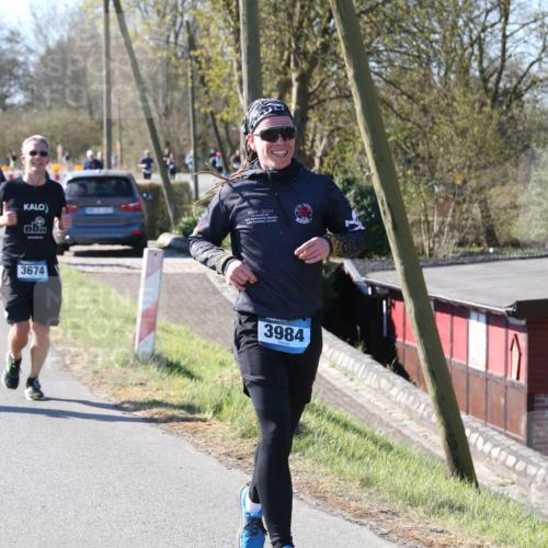06.04.2025 - 44. Internationalen Wilhelmsburger Insellauf Jannik Wohlers http://msf.ph/oto/7623838 06.04.2025 10:31:05 Laufen 2009, 2024, 3674, 3984 meine-sportfotos.de