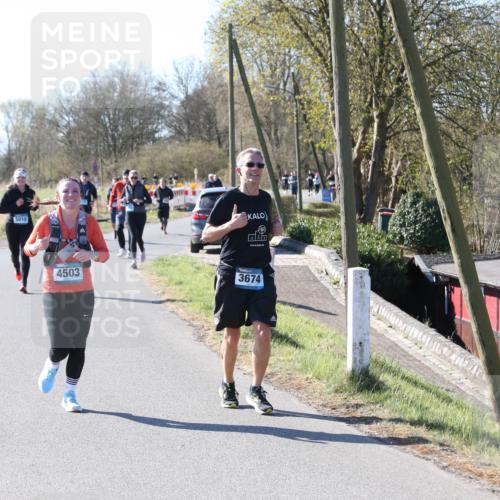06.04.2025 - 44. Internationalen Wilhelmsburger Insellauf Jannik Wohlers http://msf.ph/oto/7623840 06.04.2025 10:31:06 Laufen 5010, 4503, 3674 meine-sportfotos.de