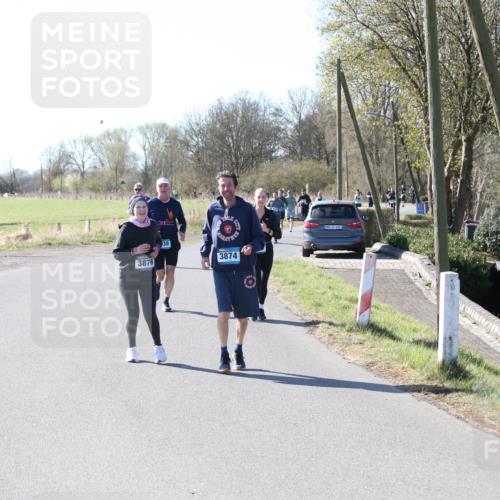 06.04.2025 - 44. Internationalen Wilhelmsburger Insellauf Jannik Wohlers http://msf.ph/oto/7623863 06.04.2025 10:31:24 Laufen 3876, 38, 3874, 4321 meine-sportfotos.de