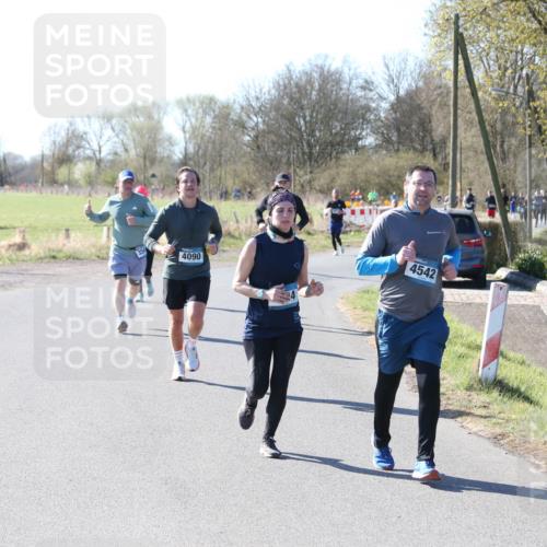 06.04.2025 - 44. Internationalen Wilhelmsburger Insellauf Jannik Wohlers http://msf.ph/oto/7623885 06.04.2025 10:31:37 Laufen 4090, 4542 meine-sportfotos.de