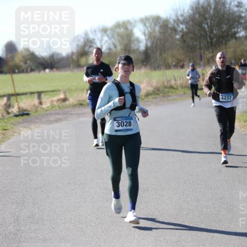 06.04.2025 - 44. Internationalen Wilhelmsburger Insellauf Jannik Wohlers http://msf.ph/oto/7623890 06.04.2025 10:31:49 Laufen 3028, 4237 meine-sportfotos.de