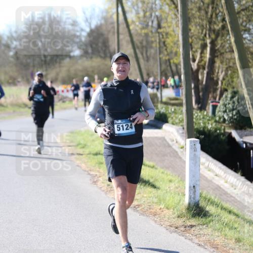 06.04.2025 - 44. Internationalen Wilhelmsburger Insellauf Jannik Wohlers http://msf.ph/oto/7623917 06.04.2025 10:32:02 Laufen 5124 meine-sportfotos.de