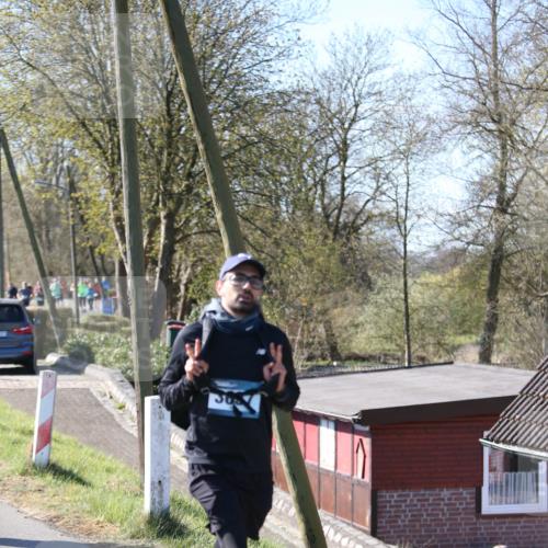 06.04.2025 - 44. Internationalen Wilhelmsburger Insellauf Jannik Wohlers http://msf.ph/oto/7623934 06.04.2025 10:32:07 Laufen  meine-sportfotos.de