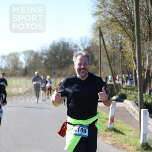 06.04.2025 - 44. Internationalen Wilhelmsburger Insellauf Jannik Wohlers http://msf.ph/oto/7623944 06.04.2025 10:32:10 Laufen 71, 109 meine-sportfotos.de