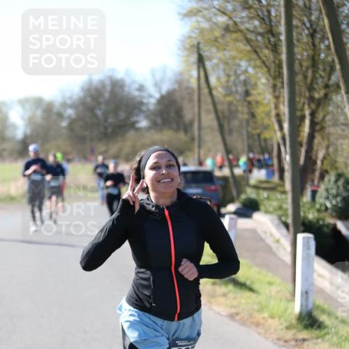 06.04.2025 - 44. Internationalen Wilhelmsburger Insellauf Jannik Wohlers http://msf.ph/oto/7623952 06.04.2025 10:32:12 Laufen 33 meine-sportfotos.de