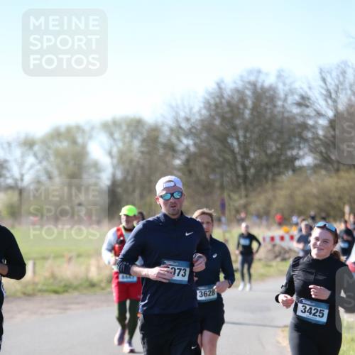 06.04.2025 - 44. Internationalen Wilhelmsburger Insellauf Jannik Wohlers http://msf.ph/oto/7623963 06.04.2025 10:32:16 Laufen 973, 3628, 3425 meine-sportfotos.de