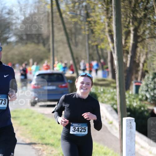 06.04.2025 - 44. Internationalen Wilhelmsburger Insellauf Jannik Wohlers http://msf.ph/oto/7623973 06.04.2025 10:32:18 Laufen 73, 3425 meine-sportfotos.de
