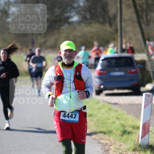 06.04.2025 - 44. Internationalen Wilhelmsburger Insellauf Jannik Wohlers http://msf.ph/oto/7623982 06.04.2025 10:32:20 Laufen 4447 meine-sportfotos.de