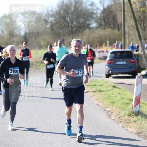 06.04.2025 - 44. Internationalen Wilhelmsburger Insellauf Jannik Wohlers http://msf.ph/oto/7624001 06.04.2025 10:32:29 Laufen 3108, 3643, 612 meine-sportfotos.de