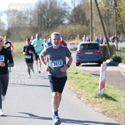 06.04.2025 - 44. Internationalen Wilhelmsburger Insellauf Jannik Wohlers http://msf.ph/oto/7624002 06.04.2025 10:32:30 Laufen 3270, 3108, 3612 meine-sportfotos.de