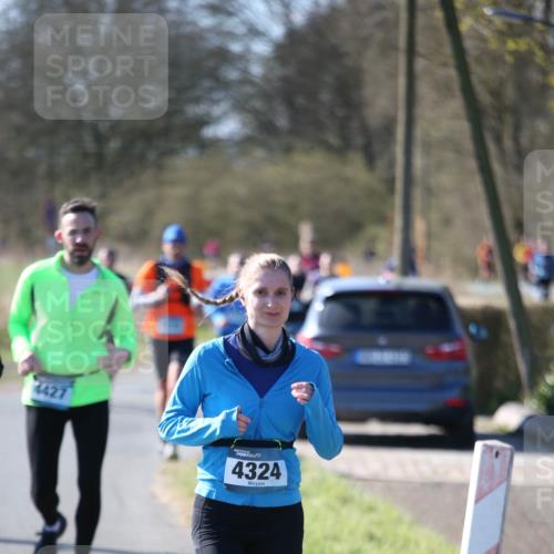06.04.2025 - 44. Internationalen Wilhelmsburger Insellauf Jannik Wohlers http://msf.ph/oto/7624023 06.04.2025 10:32:38 Laufen 4427, 4324 meine-sportfotos.de