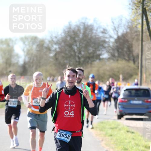 06.04.2025 - 44. Internationalen Wilhelmsburger Insellauf Jannik Wohlers http://msf.ph/oto/7624030 06.04.2025 10:32:40 Laufen 4168, 455, 04, 3858 meine-sportfotos.de