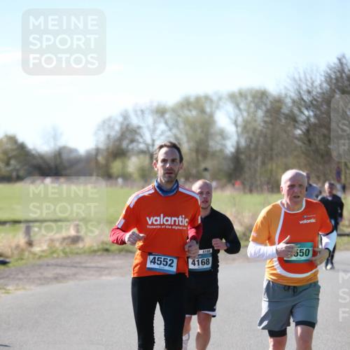 06.04.2025 - 44. Internationalen Wilhelmsburger Insellauf Jannik Wohlers http://msf.ph/oto/7624035 06.04.2025 10:32:41 Laufen 4552, 4168, 4168, 550 meine-sportfotos.de
