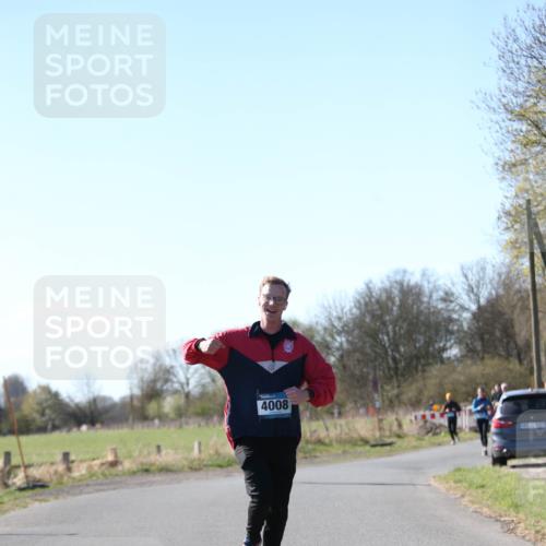 06.04.2025 - 44. Internationalen Wilhelmsburger Insellauf Jannik Wohlers http://msf.ph/oto/7624081 06.04.2025 10:32:55 Laufen 4008 meine-sportfotos.de