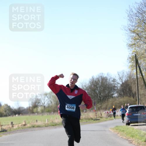06.04.2025 - 44. Internationalen Wilhelmsburger Insellauf Jannik Wohlers http://msf.ph/oto/7624084 06.04.2025 10:32:56 Laufen 4008 meine-sportfotos.de