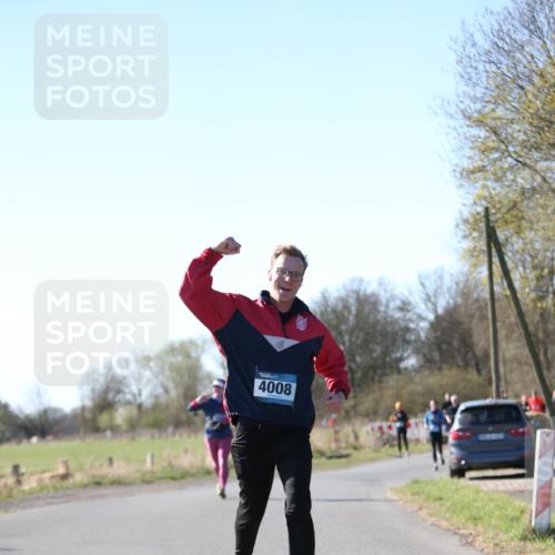 06.04.2025 - 44. Internationalen Wilhelmsburger Insellauf Jannik Wohlers http://msf.ph/oto/7624087 06.04.2025 10:32:56 Laufen 4008 meine-sportfotos.de