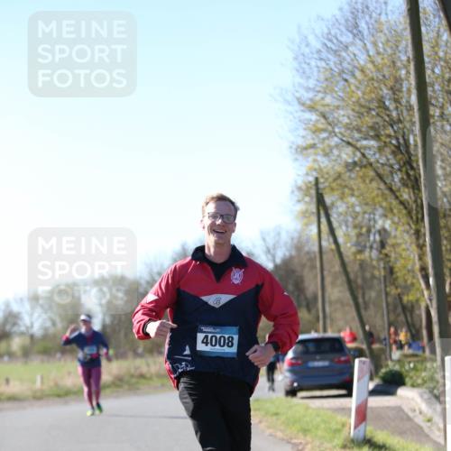 06.04.2025 - 44. Internationalen Wilhelmsburger Insellauf Jannik Wohlers http://msf.ph/oto/7624093 06.04.2025 10:32:56 Laufen 4008 meine-sportfotos.de