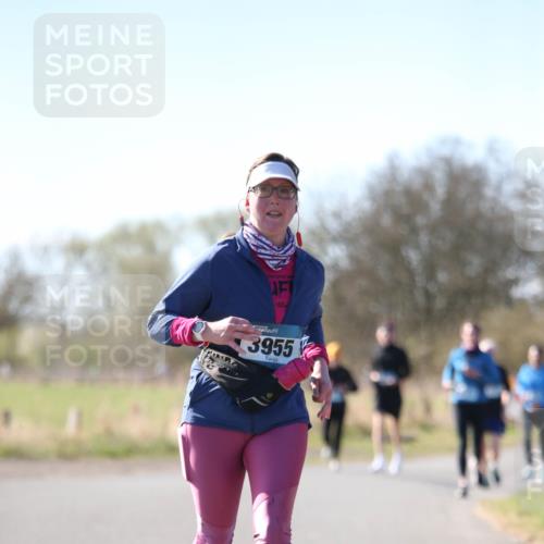 06.04.2025 - 44. Internationalen Wilhelmsburger Insellauf Jannik Wohlers http://msf.ph/oto/7624106 06.04.2025 10:33:02 Laufen 3955 meine-sportfotos.de