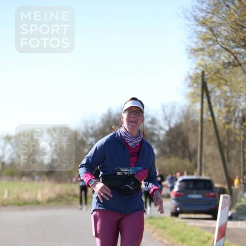 06.04.2025 - 44. Internationalen Wilhelmsburger Insellauf Jannik Wohlers http://msf.ph/oto/7624112 06.04.2025 10:33:03 Laufen  meine-sportfotos.de