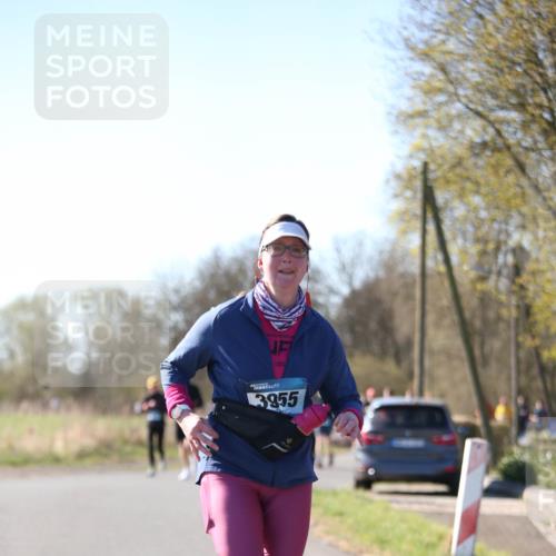 06.04.2025 - 44. Internationalen Wilhelmsburger Insellauf Jannik Wohlers http://msf.ph/oto/7624113 06.04.2025 10:33:03 Laufen 3955 meine-sportfotos.de